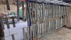 Планки для кондиционеров сушатся после покраски
